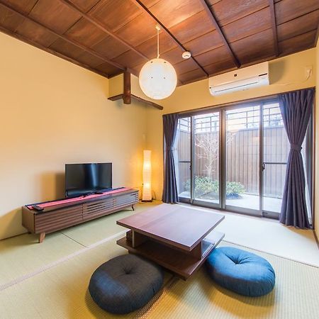 Entrance Life Enmachi By Japaning Villa Kyoto Exterior photo