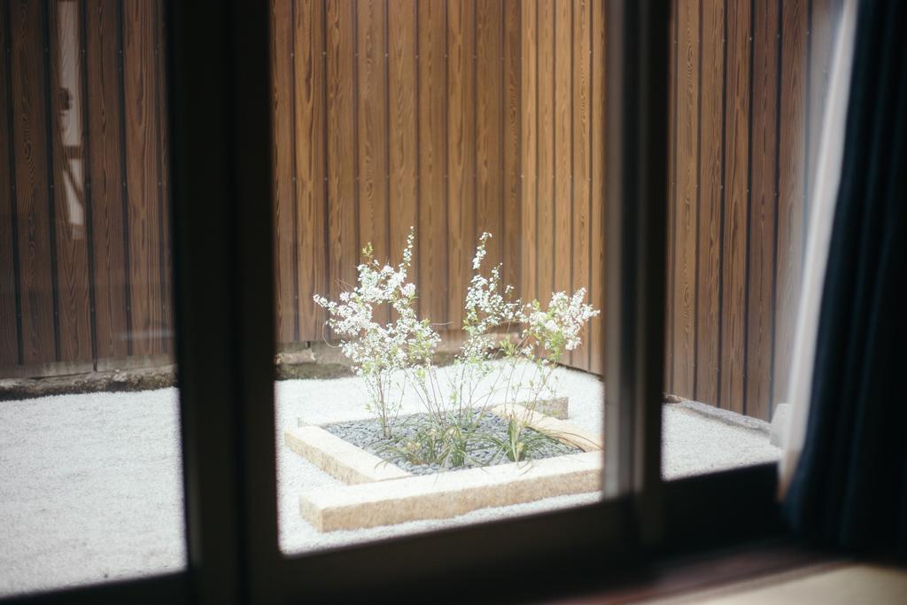 Entrance Life Enmachi By Japaning Villa Kyoto Exterior photo